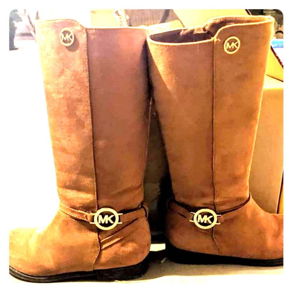 🔴SOLD🔴 Little Girl Michael Kors Boots